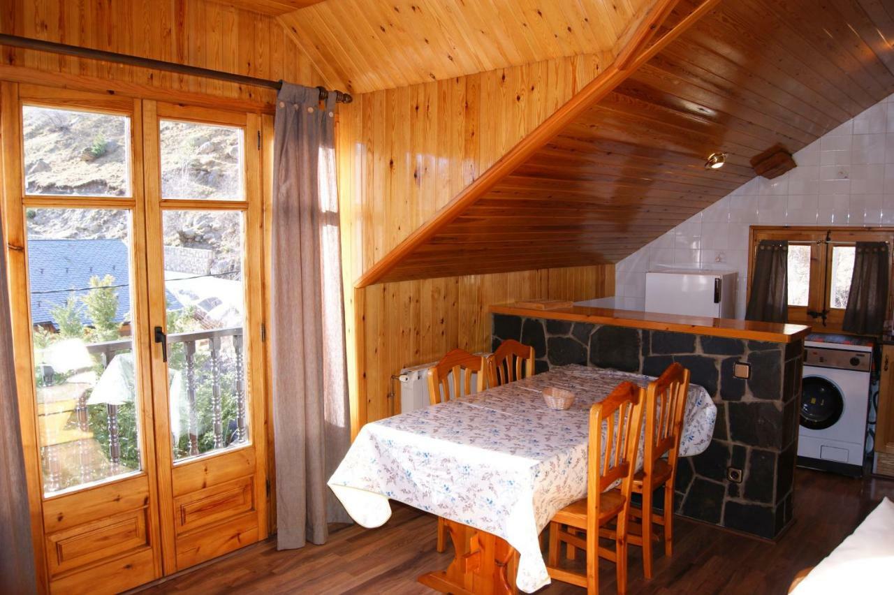 Apartaments Pont Romanic เอสปอต ภายนอก รูปภาพ