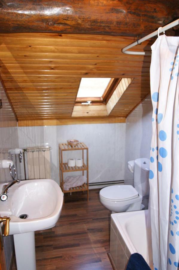 Apartaments Pont Romanic เอสปอต ภายนอก รูปภาพ
