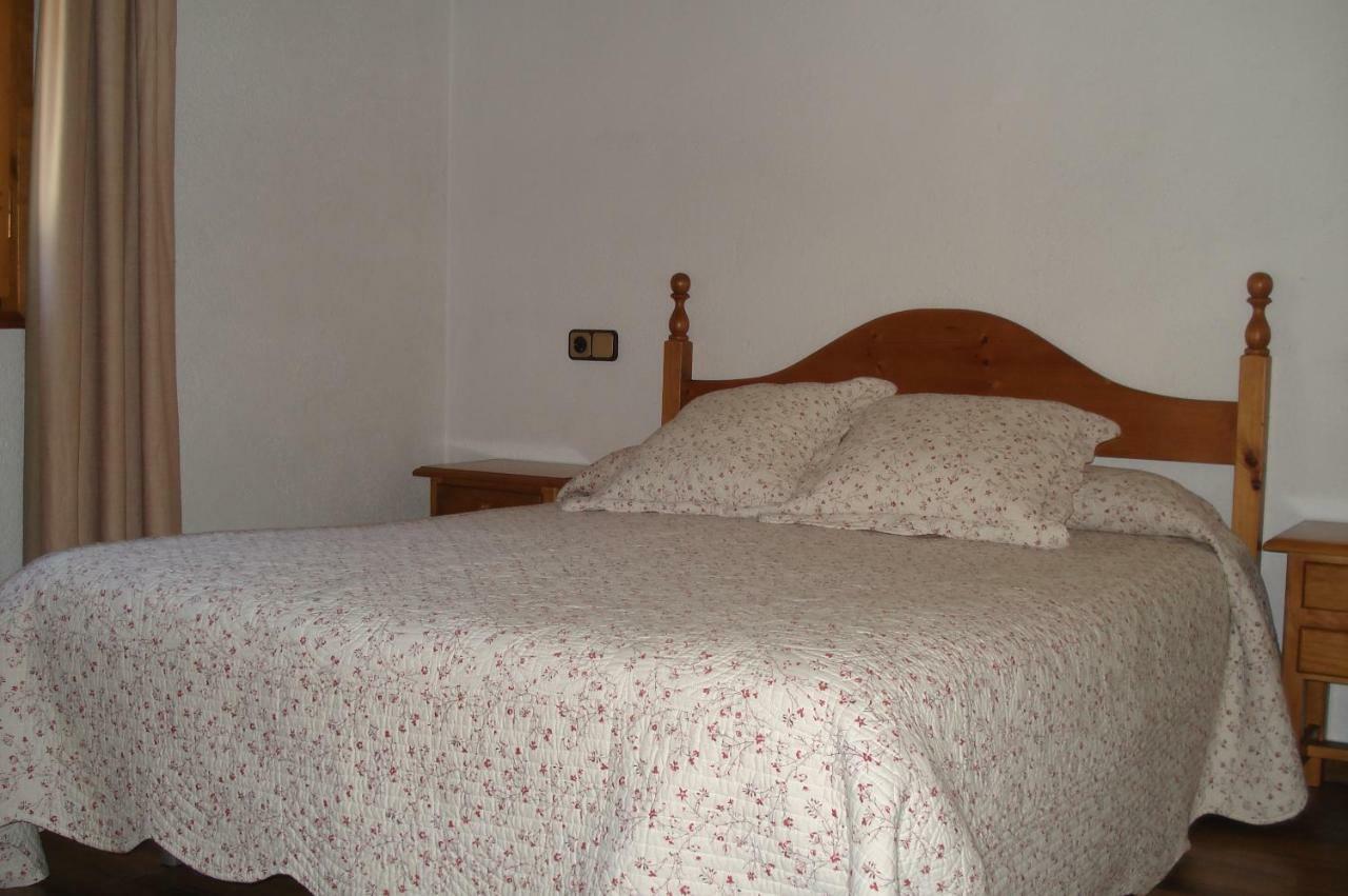 Apartaments Pont Romanic เอสปอต ภายนอก รูปภาพ